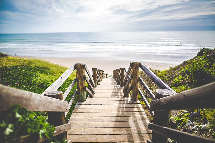 WALK TO THE BEACH