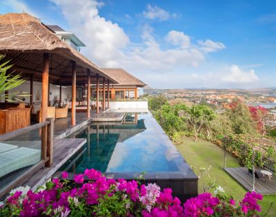 The Long House + Tiara Mas 13bed