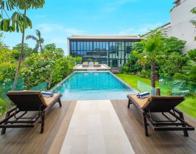 Lillypad villa